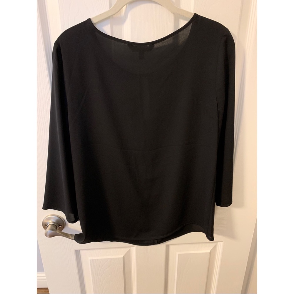 Blouse - Picture 2 of 4